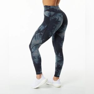 Alphalete Surface Pocket Legging Tie Dye